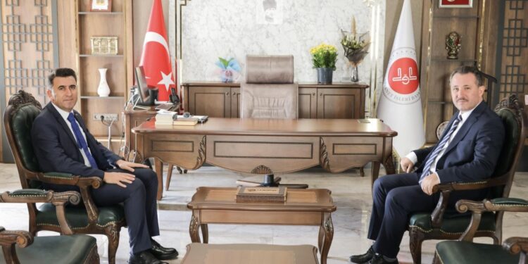 Vali Aygöl’den Müftü Dilek’e Ziyaret