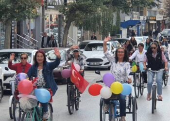 Farkındalık İçin Pedal Çevirdiler