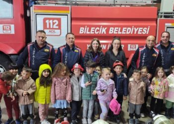 Bilecik’te 10 Okuldan 400 Öğrenci İtfaiye Müdürlüğü’nü Ziyaret Etti