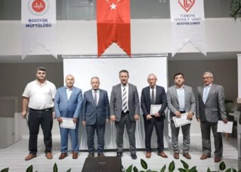 Teşekkür Belgeleri Teslim Edildi